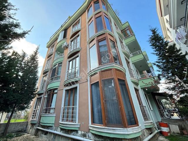 İsmetpaşa'da Millet Bahçesi Karşısı Çok Geniş Masrafsız 2+1