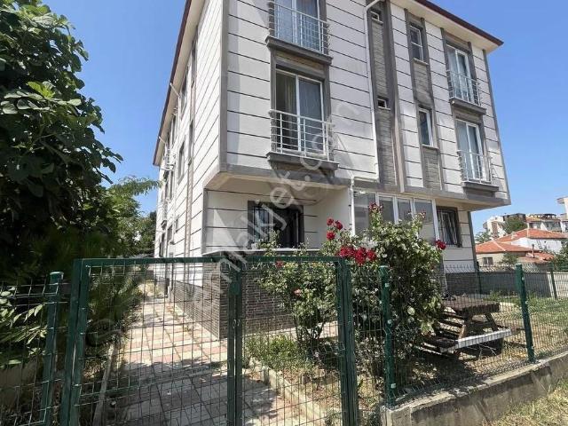 İspat Camii Mahallesi Eşyalı 1+1 Kiralık Daire!