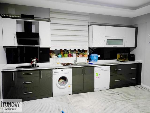 İtuncay Dan Kandemir Sitesinde Satılık Garajlı 3+1 Daire