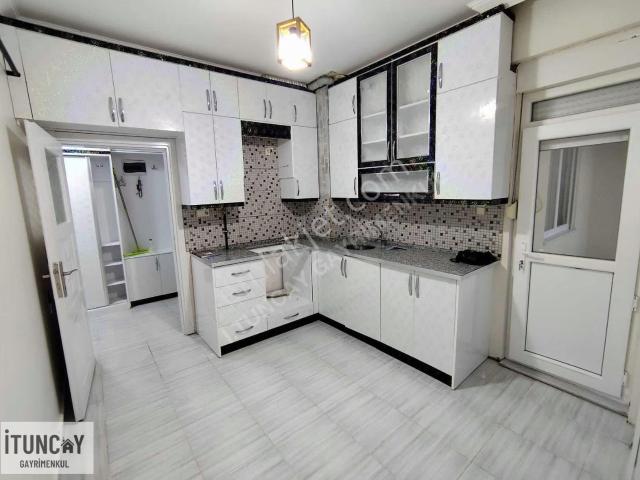 İtuncay Dan Satılık Garajlı 3+1 Daire