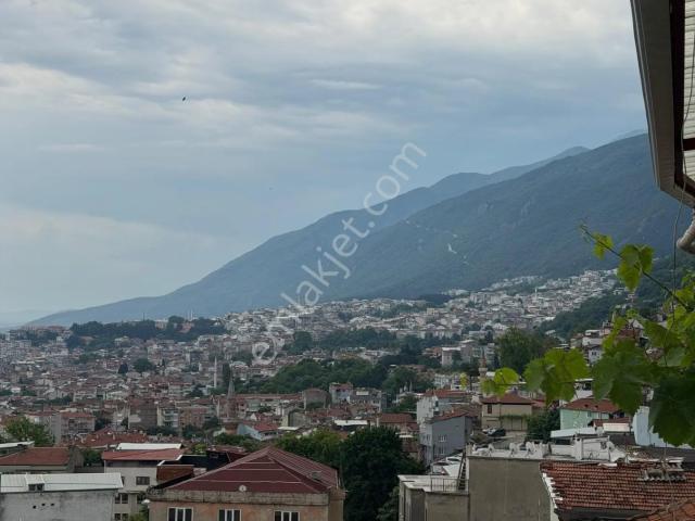 İvazpaşa’da Panoramik Bursa Manzaralı Yenilenmiş 2+1 Yatırımlık Daire
