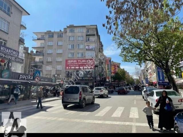 İvedik Caddesine Cephe Ara Kat 2+1 Lüks Yapılı Satılık Daire