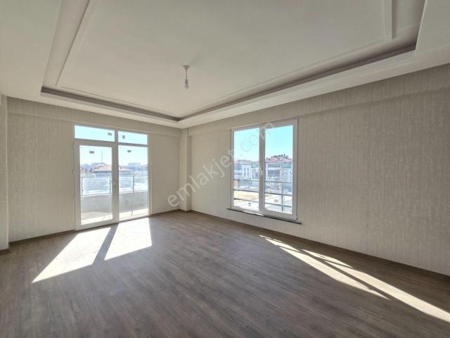 İşyapar Gayrimenkulden Full Konsept Site İçerisinde 3,5+1 Daire