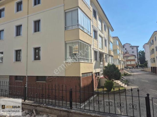İzzet Baysal'da Site İçinde Ferah 4+1 Daire 150m²