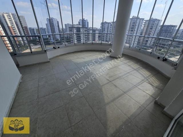 İzzetbegoviç Blv. Üzeri 4+1 Açık Mutfak+2banyo+cam Balkonlu