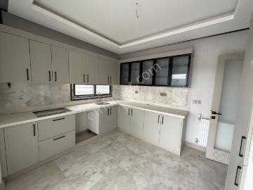 İz'den Esentepe'de Güvenlikli Site İçi 3+1 Kapalı M. Daire