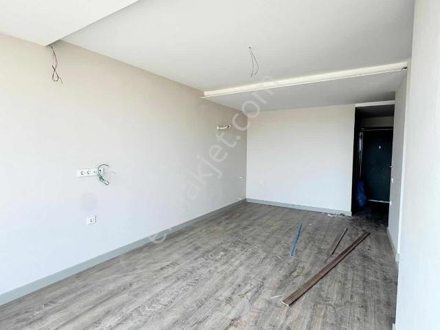 İz'den Kabasakal'da 4+1 Fırsat Dubleks Daire