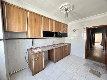 İz'den Masal Park Civarı Geniş Oturum Çok Cazip Kaçmaz Daire!