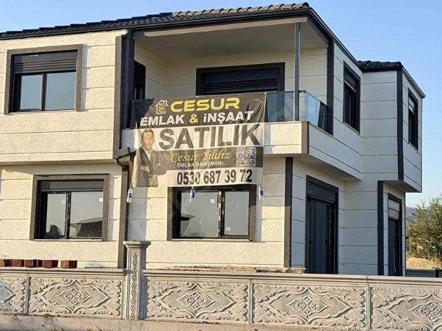 İZMİR DİKİLİ SALİHLER ALTINDA SATILIK MÜSTAKİL VİLLA