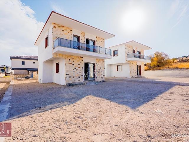 İZMİR FOÇA BAĞARASI 3+1 SATILIK MÜSTAKİL VİLLA