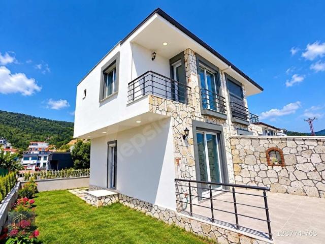 İZMİR SEFERİHİSAR DOĞANBEY DE SATILIK 2+1 VİLLA DENİZ MANZARALI