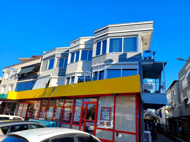 İzmi̇r Seferi̇hi̇sar Ürkmez Merkez De Satılık Dai̇re 2+1