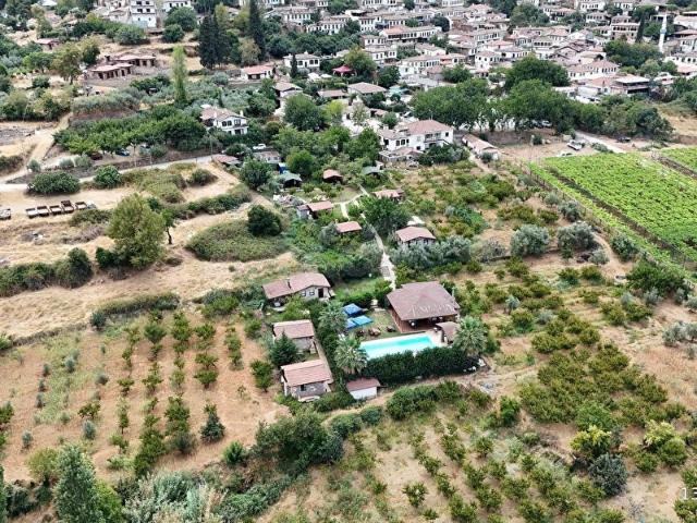 İZMİR SELÇUK ŞİRİNCE'DE SATILIK OTELSALKIM KONAKLARI