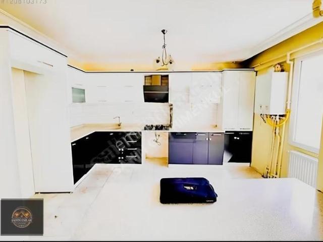 İzmir Altıntaş Mah Satılık Daire