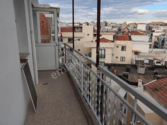 İzmir Atilla Mh. Çift Cephe Güneş Gören Kiralık Daire