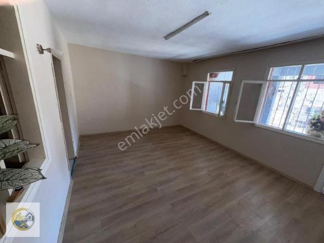 İzmir Bornova Çamdibinde Kiralık Daire