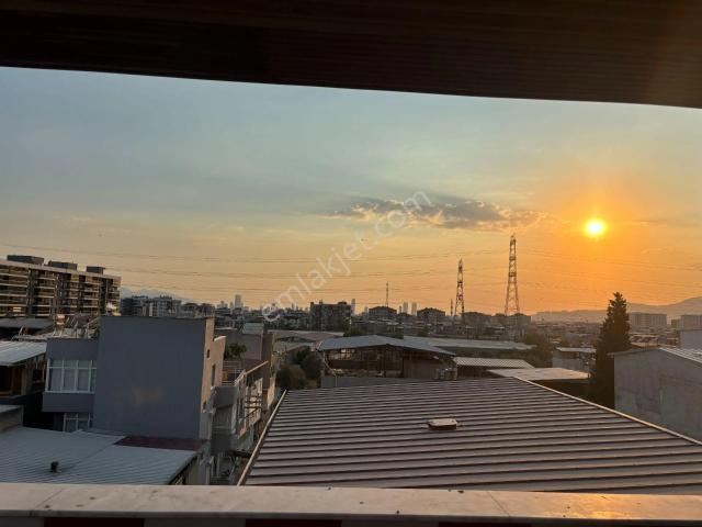 İzmir Bornova Doğanlarda 1+1 Doğalgazlı Kiralık Daire