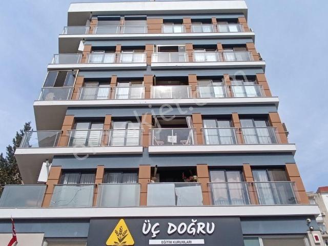İzmir Bornova Erzenede Lüx Geniş 3+1 Satılık Daire