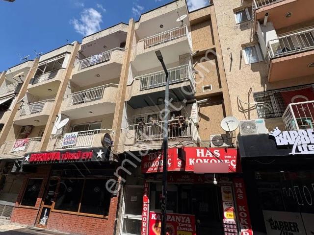 İzmir Bornova Kazımdirikte Küçükpark Meydanda Kiralık 3+1 Daire