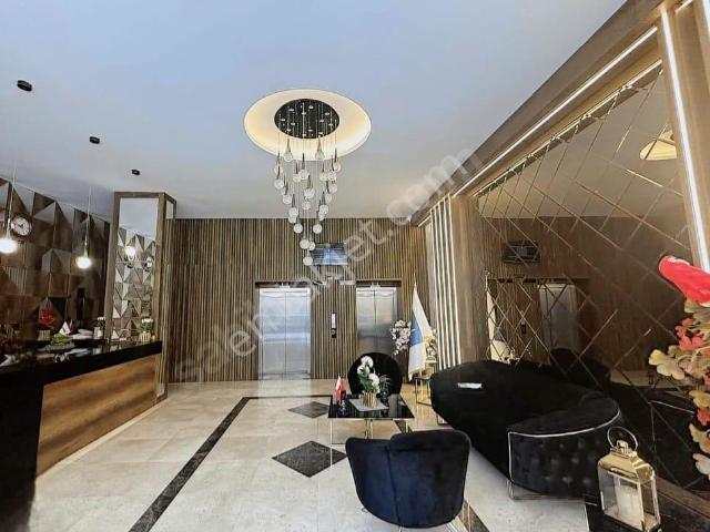 İzmir Bornova Latif Aydemir' De Kiralık Eşyalı 1+1 Daire