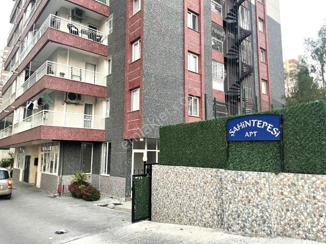 İzmir Bayraklı'da 3+1 Satılık Daire