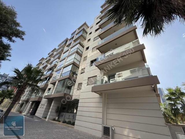 İzmir Bayraklı Mansuroğlunda Lüks Ve Ferah 3+1 Kiralık Daire
