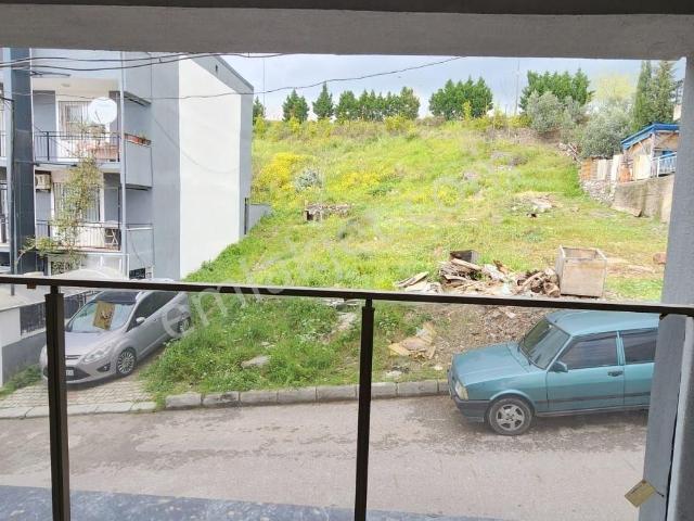 İzmir Bayraklı Osmangazide Sıfır 2+1 Kiralık Daire