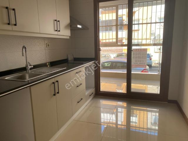 İzmir Balçova Fevzi Çakmak Mah Ebeveyn Banyo Asansör Balkon Bahçe Jeotermal 3+1 Kiralık Daire