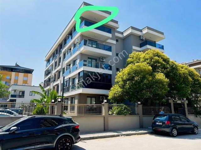 İzmir Buca Yenigün Mah 100 Metrekare 4 Kat Lüks Daire Asansörlü