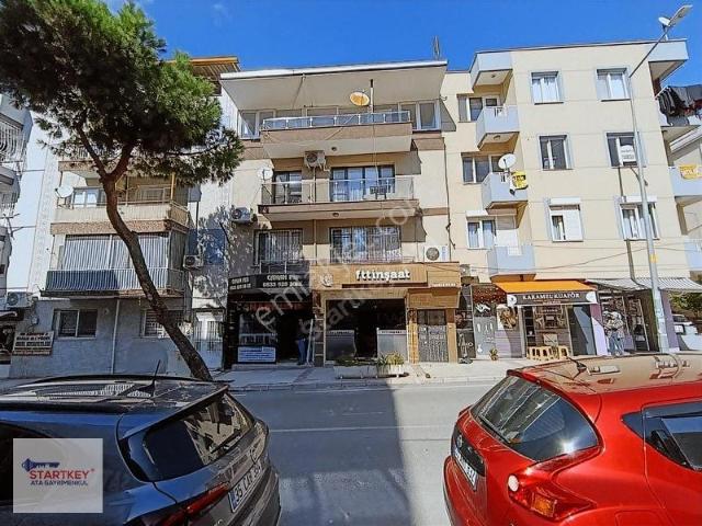 İzmir Buca Şirinyer Efeler Mahallesi'nde 1+1 Kiralık Daire