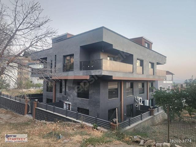 İzmir Buca Kaynaklar'da Doğa İçerisinde, Müstakil Yaşam Alanlı, Akıllı ve Konforlu 4+1 Villa