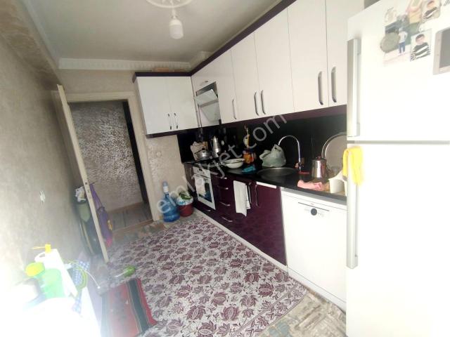 İzmir Buca Kozağaç Mh 2+1 110 Mk Kap Mutf D Gazlı,4. Kat, Temiz