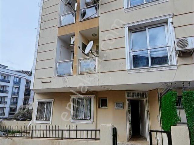 İzmir Buca Kuruçeşme Mah 1+1 Eşyalı Yeni Metrekare 1 Kat Ara Kat Klimalı Kiralık