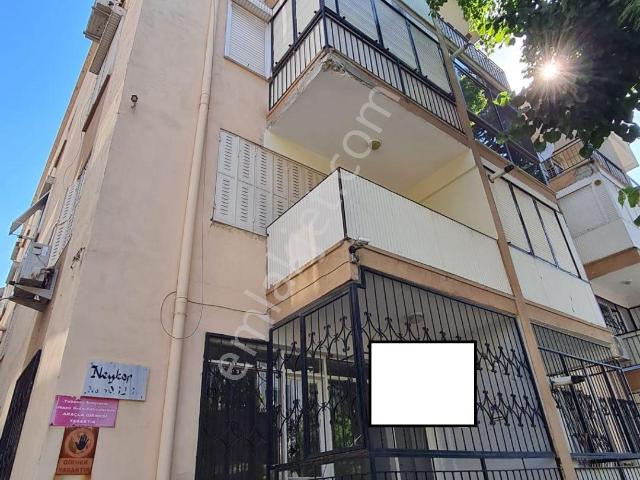 İzmir Buca Menderes Mahallesi Satılık 3+1 Ferah Daire