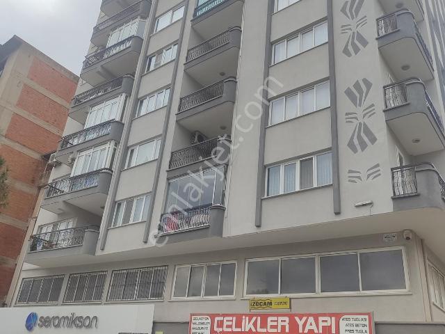 İzmir Bulvarında Satılık 3+1 Daire