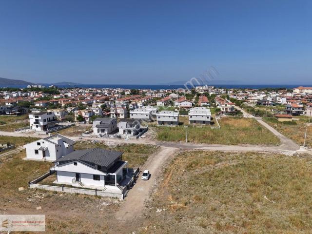 İzmir Dikili Cumhuriyet Mah. Satılık Yatay Mimari 3+1 Villa
