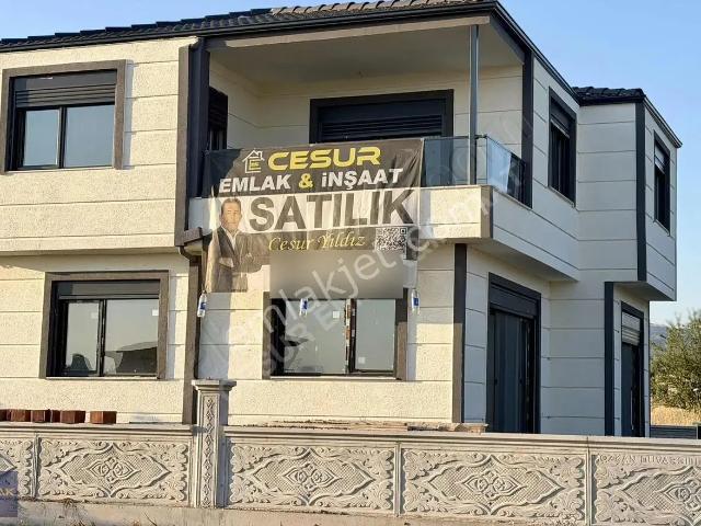 İzmir Dikili Salihler Altında Satılık Müstakil Villa
