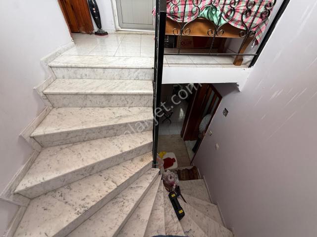 İzmir Dikili Salihleraltı'nda Denize Yakın 4+1 Satılık Villa