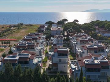 İzmir Dikili Salihleraltında Satılık 4+1 Full Lüks Villa