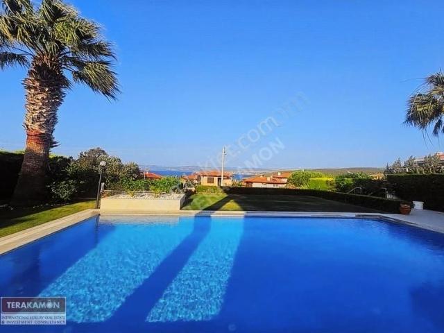 İzmir Çeşme Paşalimanı Full Deniz Manzaralı Müstakil Lüks Villa