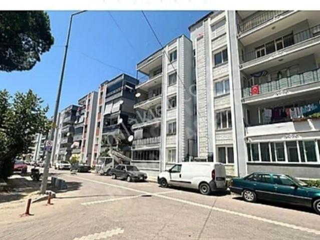 İzmir Kınık Yeni Mahallede Doğalgazlı 3+1 Yatırımlık Daire