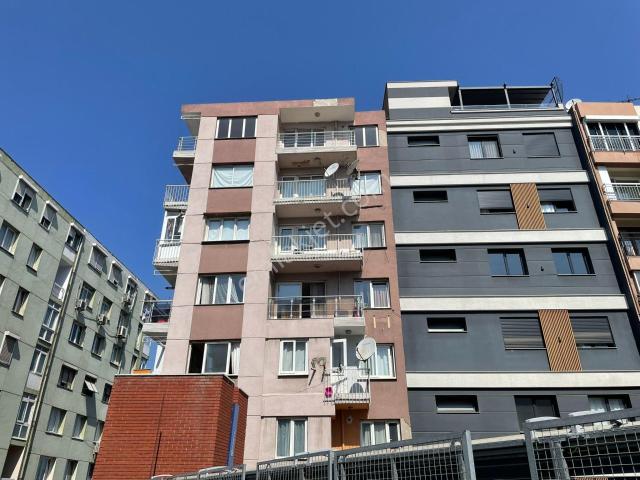 İzmir Konak Altıntaş Cadde Üzeri Körfez Manzaralı Kiralık Daire