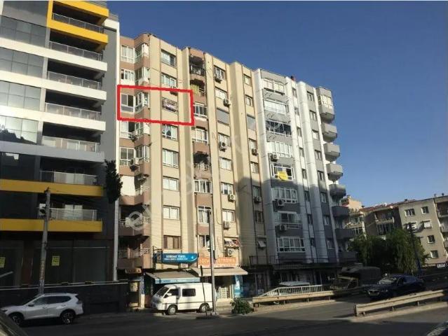 İzmir Konak Güneşli Mahallesinde Cadde Üzeri Kiralık Daire!
