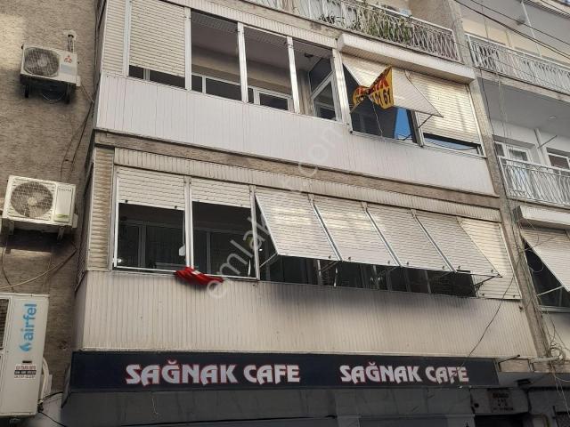 İzmir Konak Eşrefpaşa Kiralık 3+1,doğalgazlı Daire