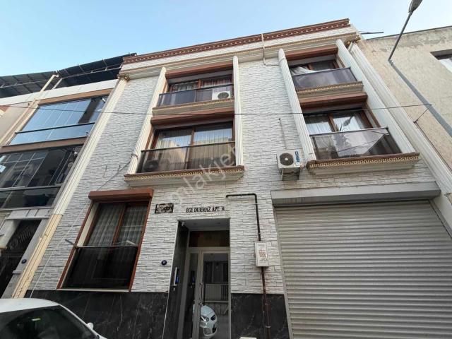 İzmir Karşıyaka Örnekköy Mahallesinde Satılık 1+1 Daire