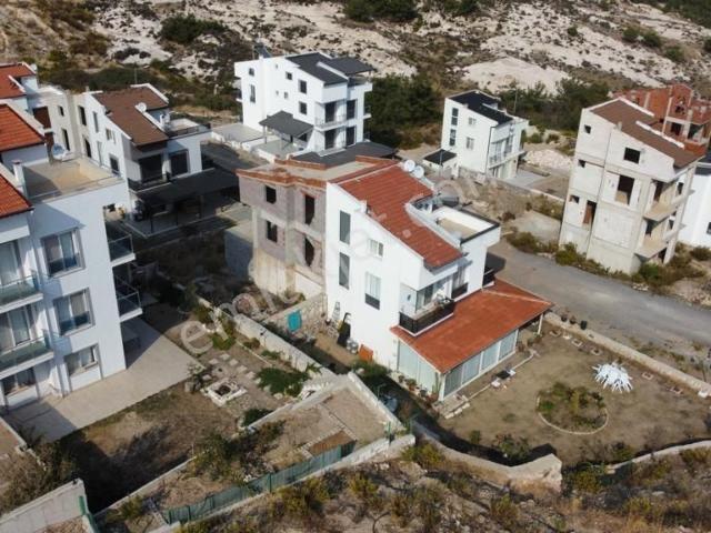 İzmir Karaburunda Deniz Manzaralı Krediye Uygun Villa