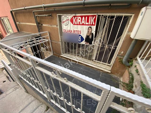 İzmir Karataşta Yeni Binada 2+1 Kiralık Daire