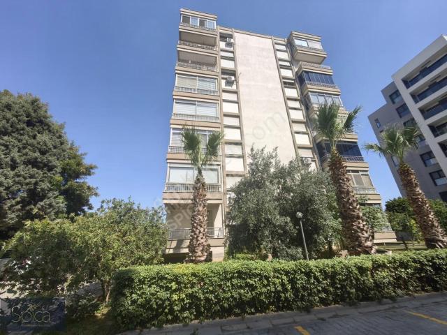 İzmir Çiğli Ataşehir Doğa Sitesinde Satılık 3+1 Daire