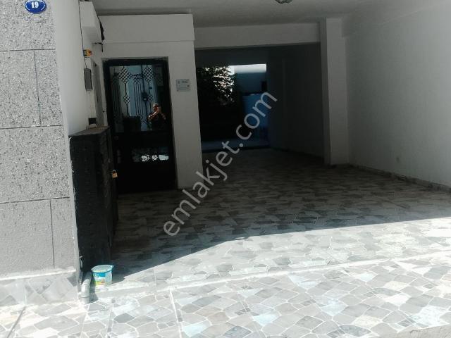 İzmir Çiğli Küçükçiğil'de Satılık 1+1 Daire