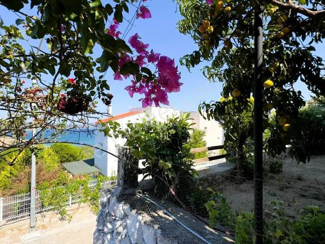 İzmir Mordoğan Ar ko Sitesi Havuza 50 Metre 4+1 Dubleks Villa